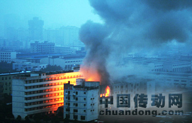 株洲長江新能源科技公司突發大火 爆炸聲不斷