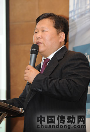 中國(guó)石油鉆井工程技術(shù)研究院副院長(zhǎng)、北京石油機(jī)械廠(chǎng)廠(chǎng)長(zhǎng)劉廣華先生演講