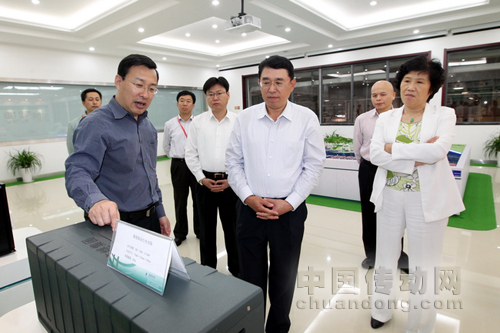 國家電力監管委員會副主席史玉波一行到青島薛家島電動汽車充換示范電站視察指導工作