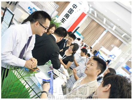 （圖為PCIM-ASIA現(xiàn)場大批采購商，市場需求可見一斑）