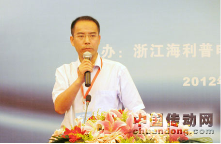 研發部總監譚瑞民講解HLIP-B系列中功率產品